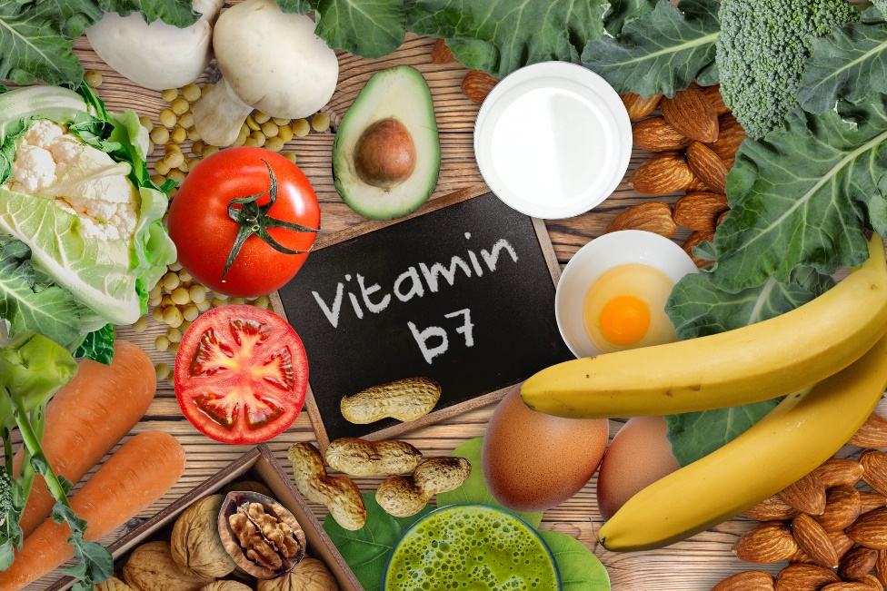 Sumber alami vitamin B7 (biotin) dalam makanan