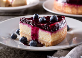 Kue keju blueberry yang sehat? Cobalah resep dengan keju cottage dan mascarpone